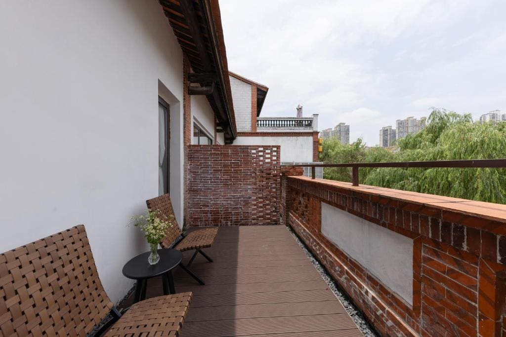 Floral Hotel Gaosheng - View 6
