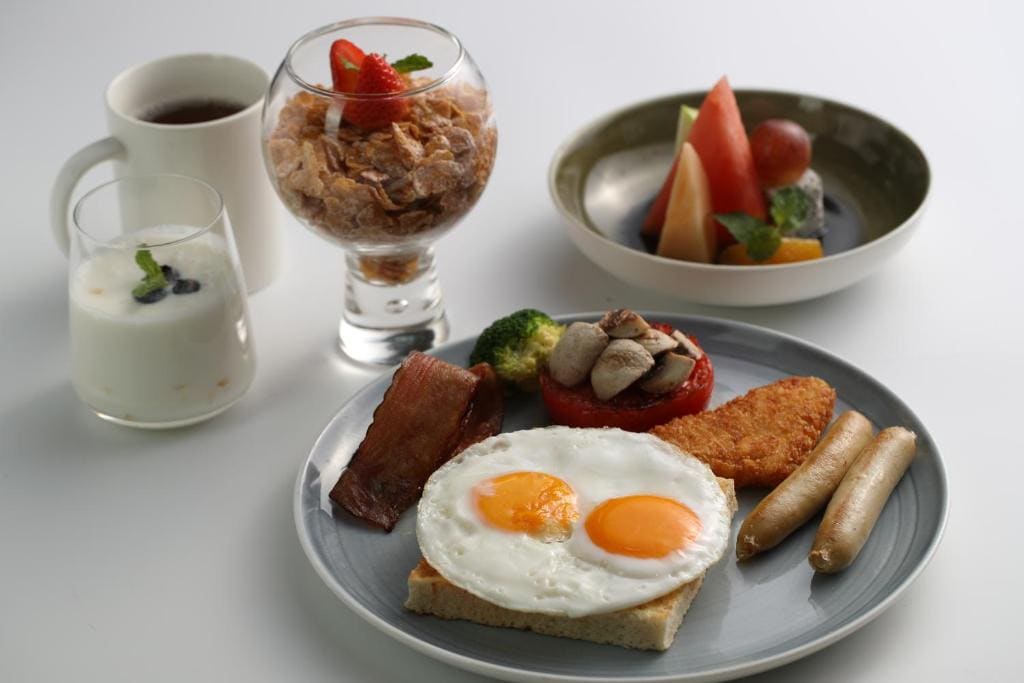 Joyze Hotel Xiamen, Curio Collection By Hilton - View 3