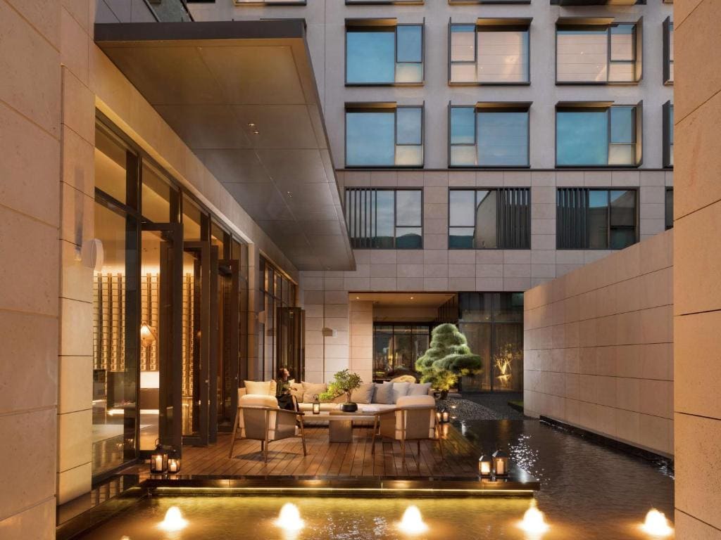 Joyze Hotel Xiamen, Curio Collection By Hilton - Main view