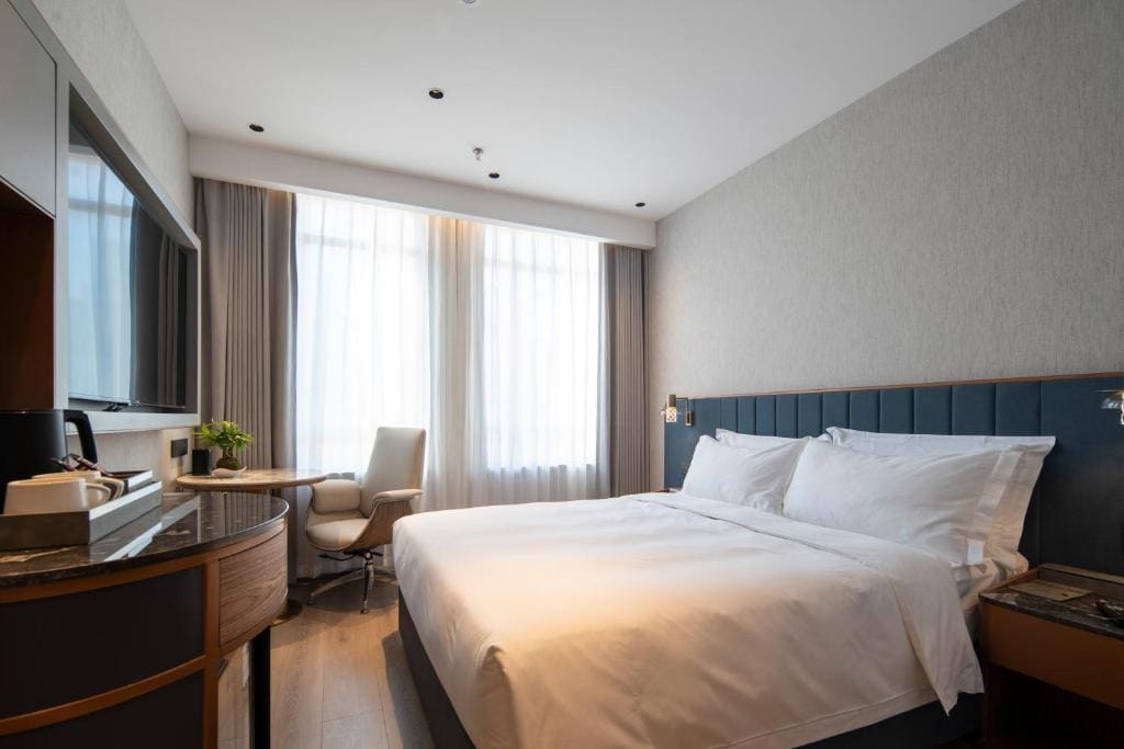 Rezen Estelle Hotel - East Nanjing Rd, City Center - View 2