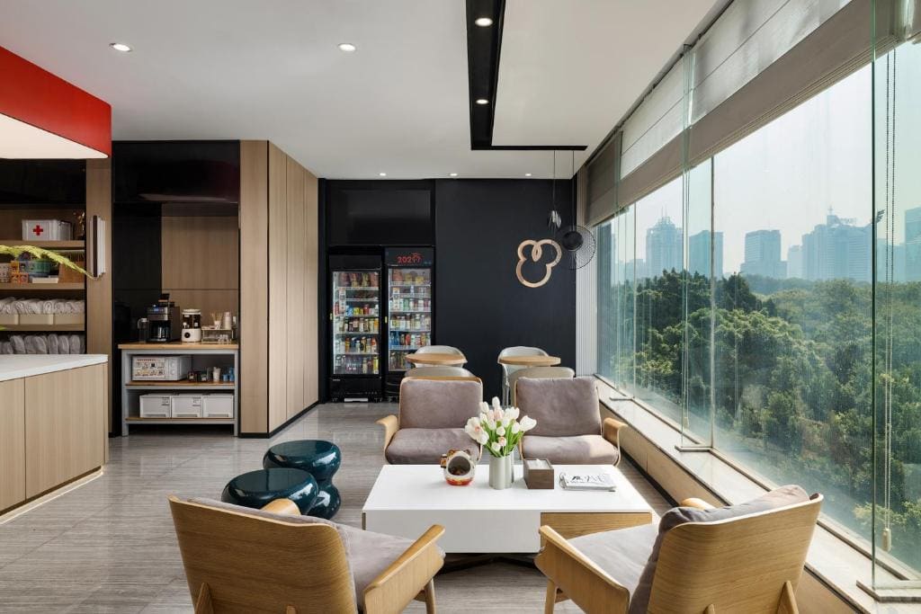 Locals Hotels Guangzhou Sports Center Linhe West Subway - View 4