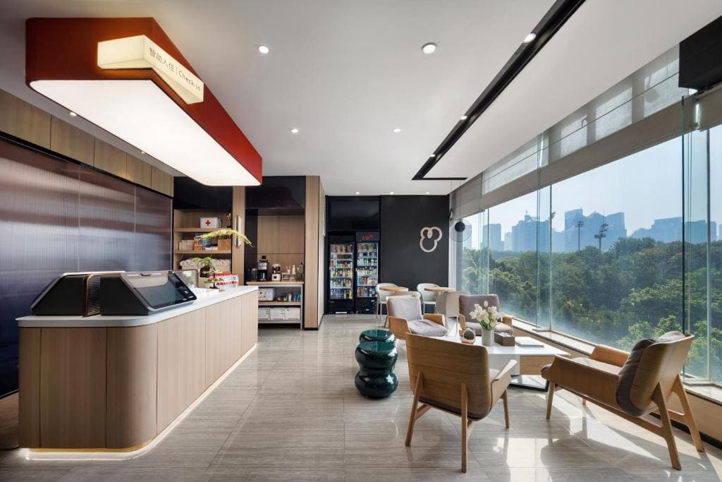 Locals Hotels Guangzhou Sports Center Linhe West Subway - Main view