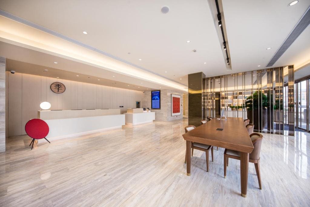 Ji Hotel Shanghai The Bund Jinling East Road - View 5