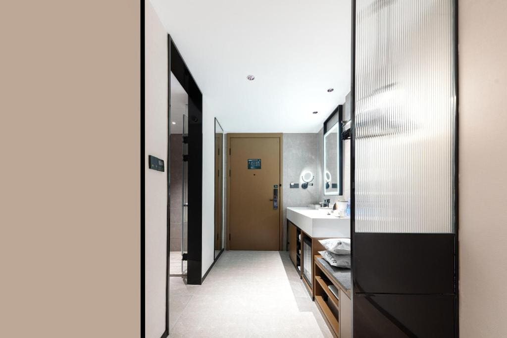 Atour Hotel Shanghai Peoples Square Nanjing Rd - View 4