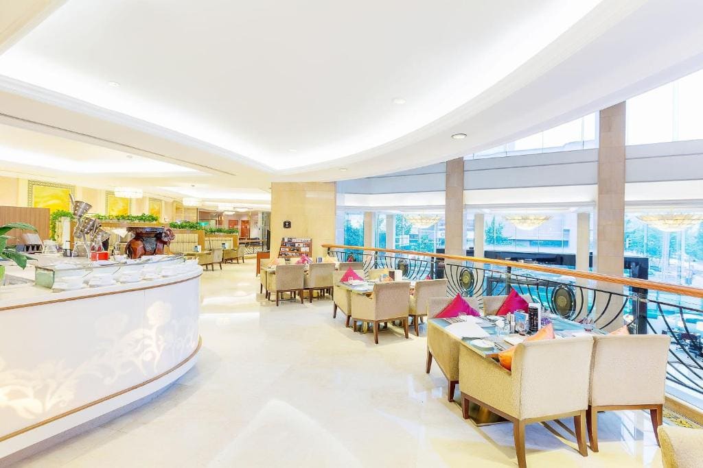 Sheraton Chengdu Lido Hotel - View 3