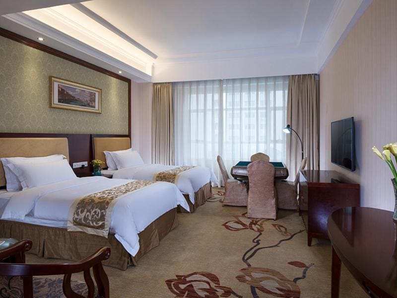 Vienna Hotel Dongguan Changping Avenue - View 7