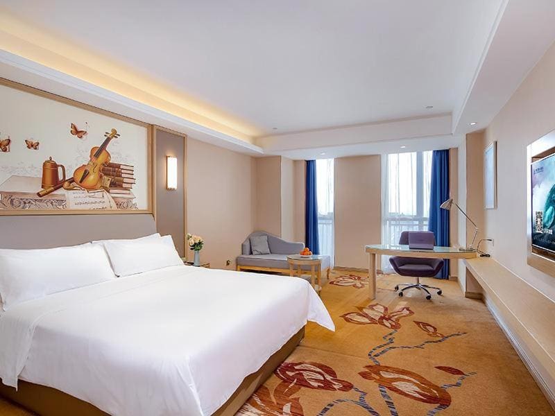 Vienna International Hotel - View 6