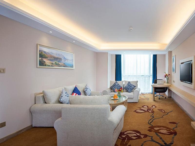 Vienna International Hotel - View 7