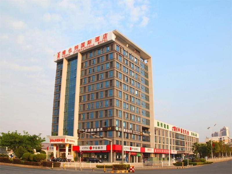 Vienna International Hotel Shenzhen Guangming Avenue - View 5