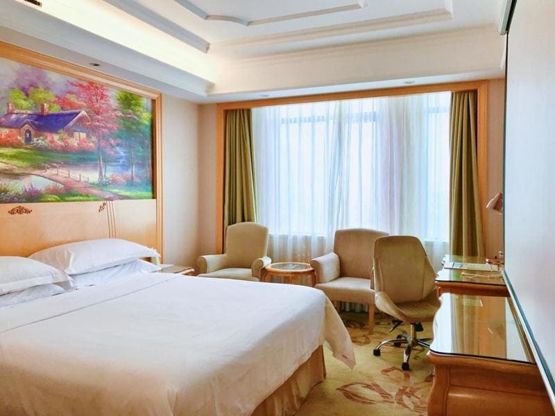 Vienna International Hotel Shenzhen Guangming Avenue - View 6