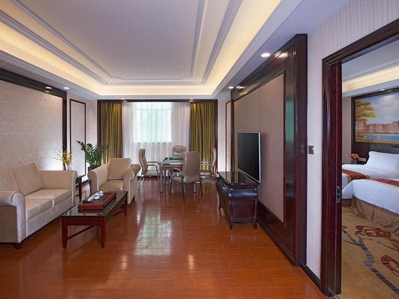 Vienna International Hotel Shenzhen South Huanguan Road - View 7