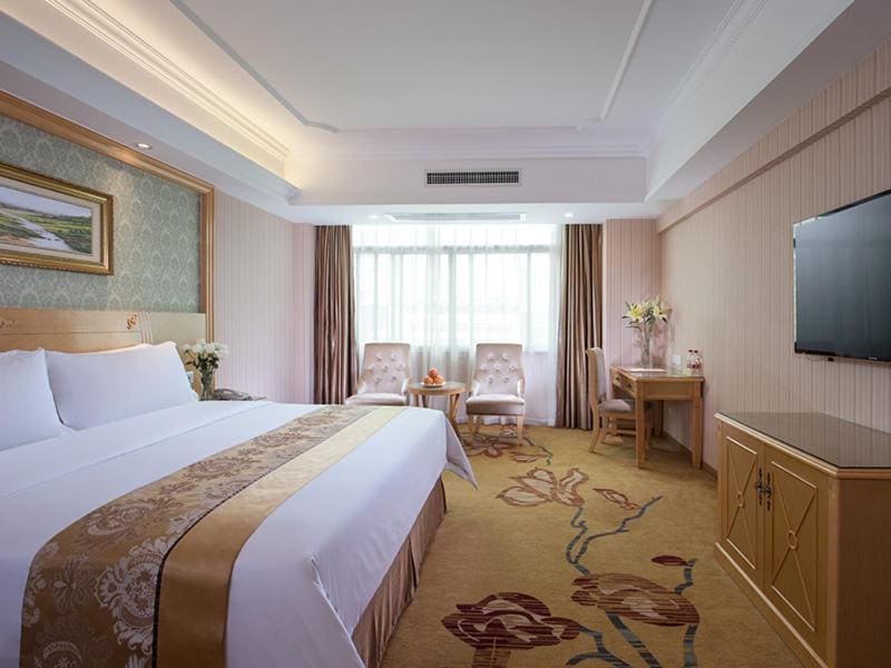 Vienna Hotel Nanning Qingxiu Mountain - View 2
