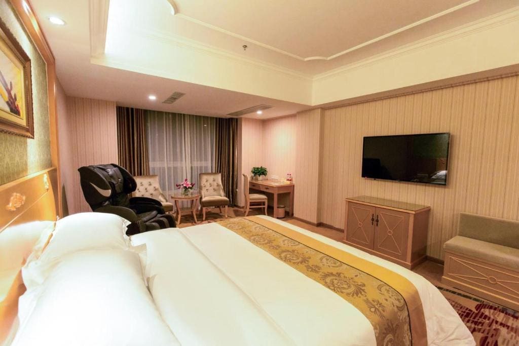 Vienna Hotel Nanning Qingxiu Mountain - View 7
