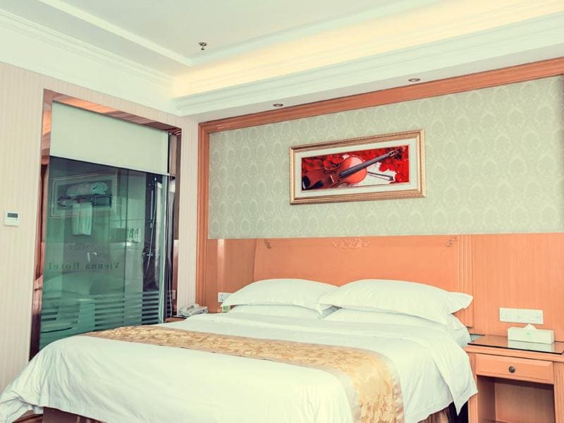 Vienna Hotel Rugao Zhengxiang Square - View 6