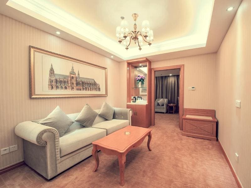 Vienna Hotel Rugao Zhengxiang Square - View 7