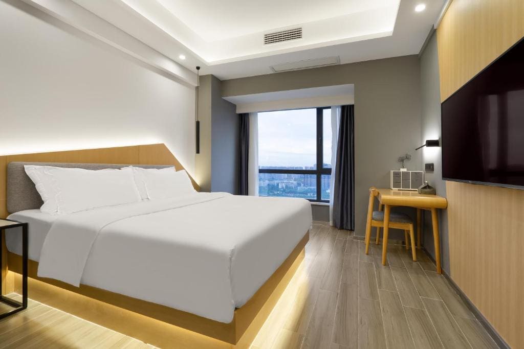 Weiming Hotel - View 2