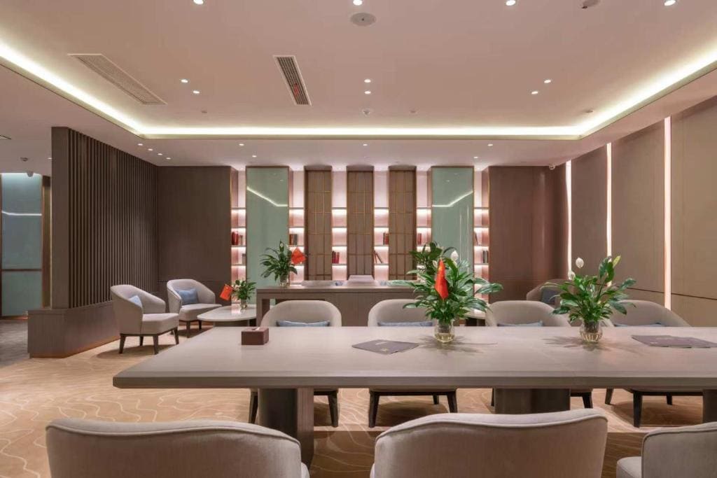 沃德酒店青岛石老人海水浴场国际会展中心店 - View 3