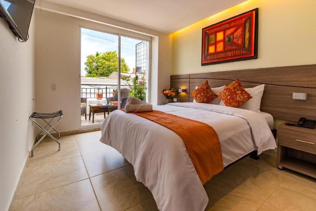 Hotel Boutique Marbore - View 2