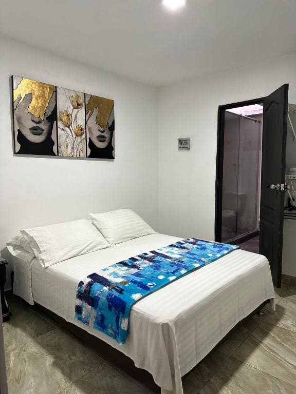 Hotel Cadiz - View 7