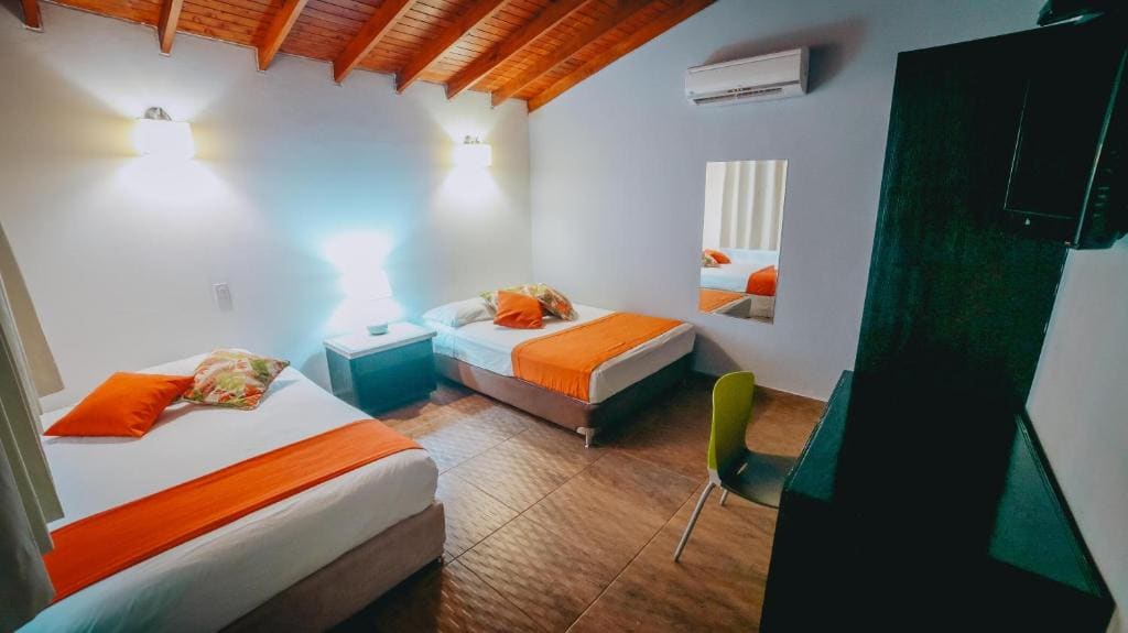 La Ardilla de Santa Fe by Bernalo Hotels - View 2