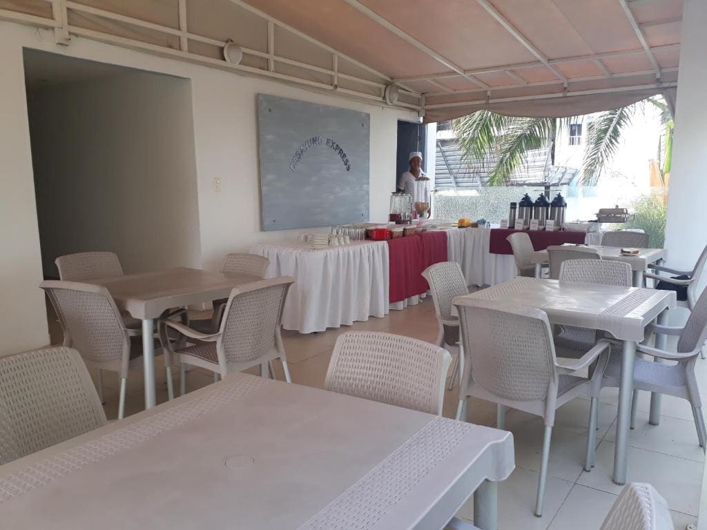 Mintaka Hotel + Lounge - View 4