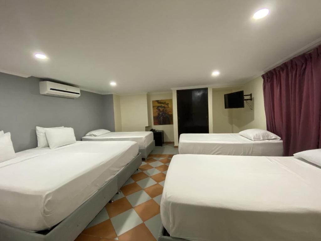 Hotel Puerta de Oro - View 6