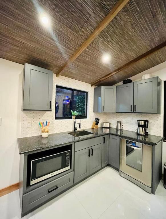 Arenal Nest - View 3