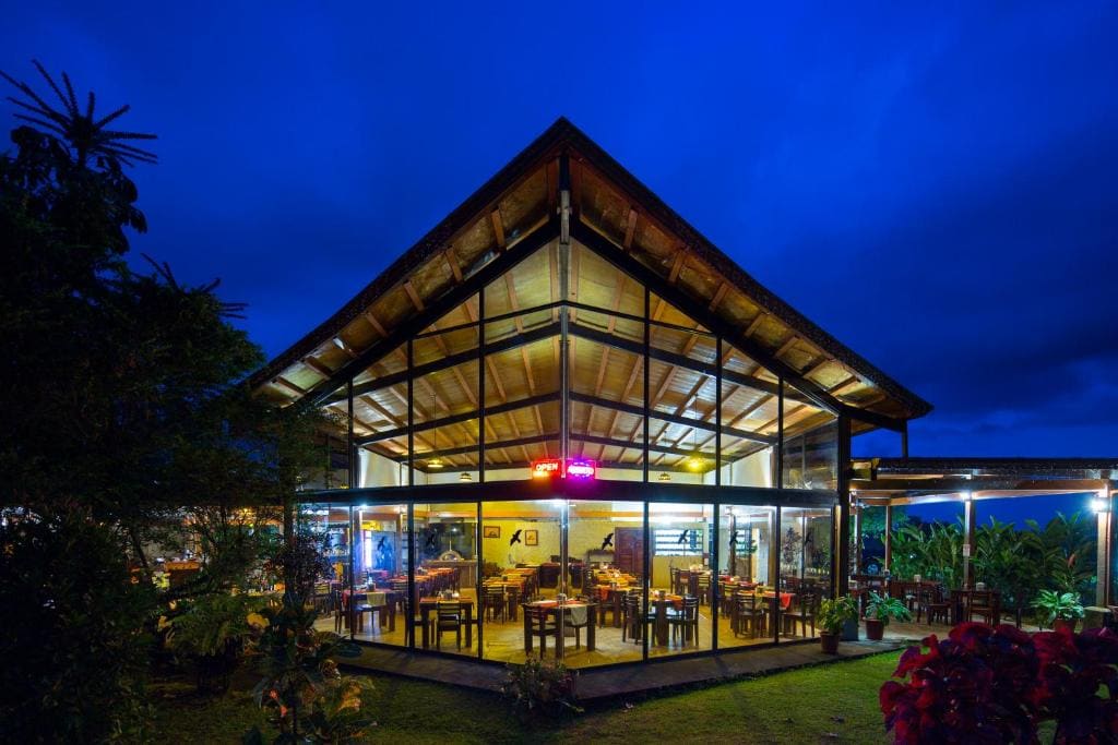 Arenal Volcano Inn - Main view