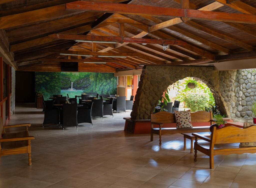 Hotel Las Espuelas, Bar & Restaurant - View 6