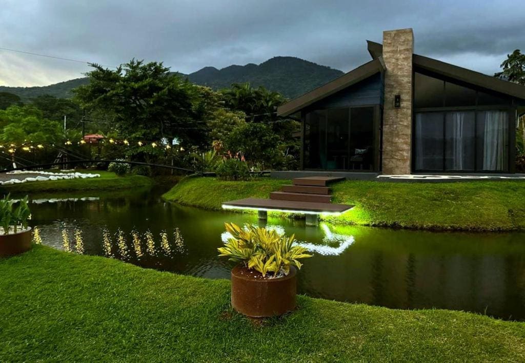 Casa del Lago - عرض 4