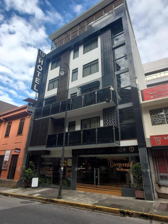 Hotel Cultura Plaza - Main view