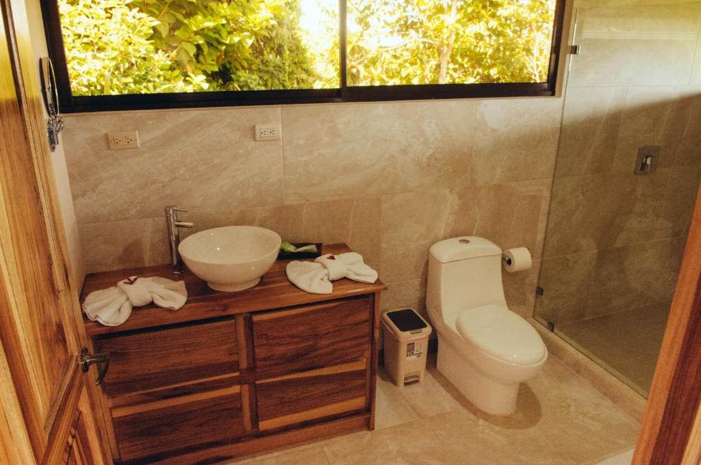Drake Bay Greenleaf - View 7