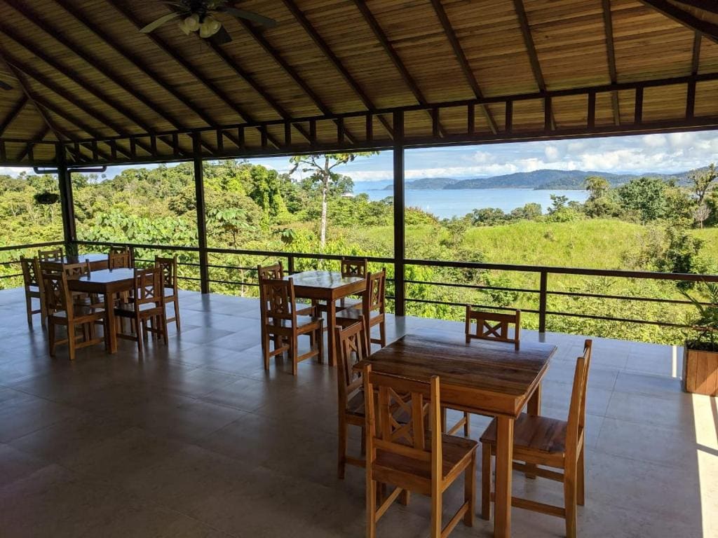 Drake Bay Greenleaf - View 4