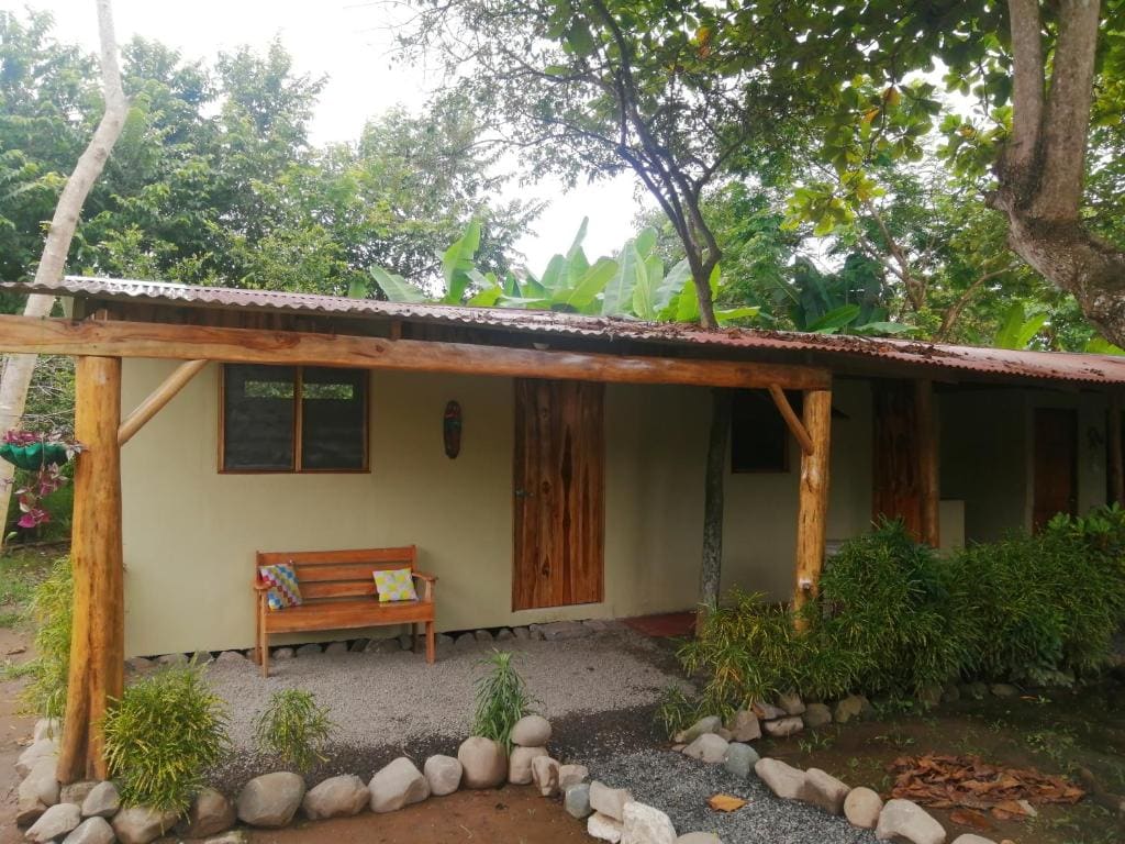 El Gecko Hotel & Tours - View 6