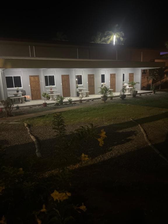 Gallina E Palo Beachfront Hotel - Main view