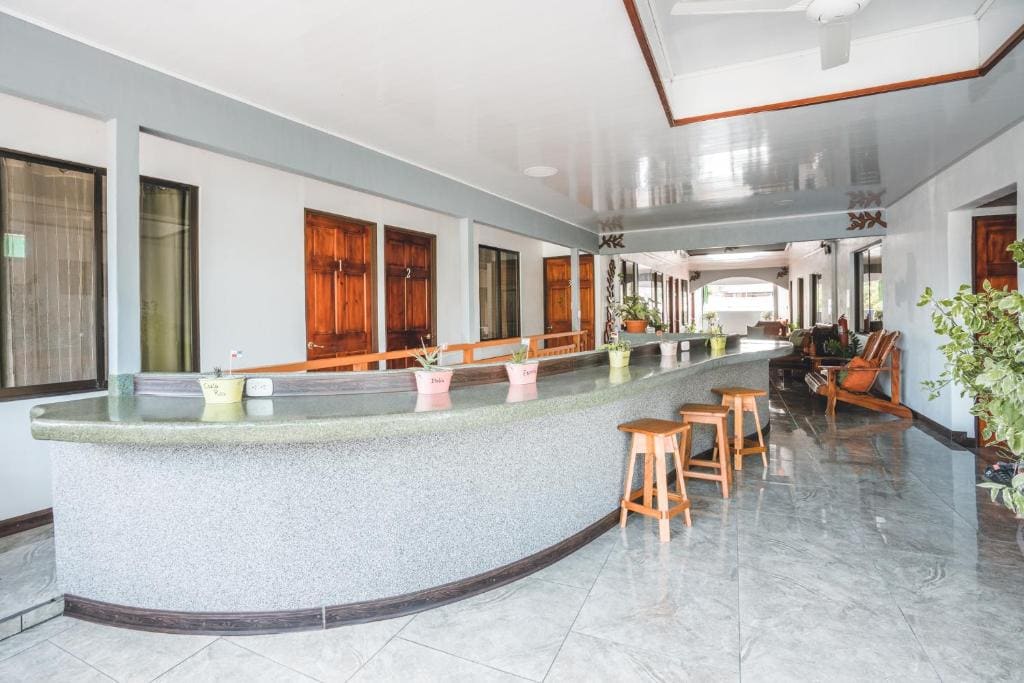Hotel Hoja de Oro Corcovado - View 4
