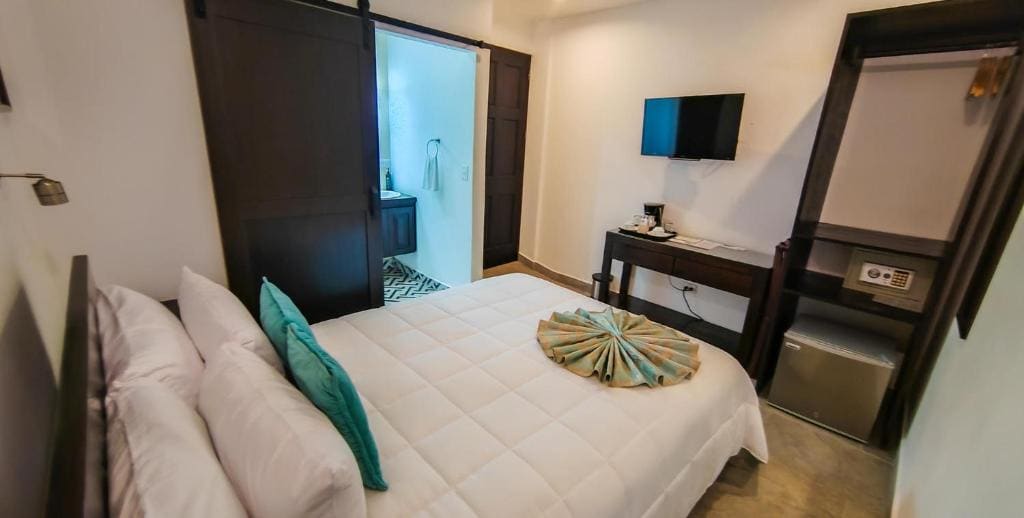 La Fortuna Lodge by Treebu Hotels - View 5