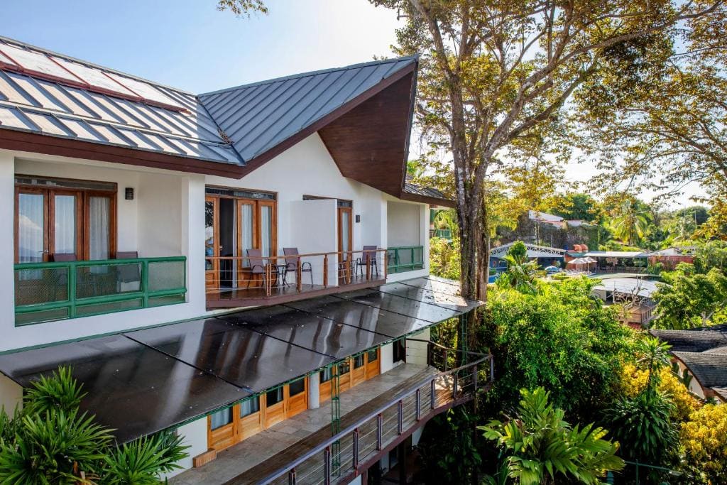 Si Como No Resort & Wildlife Refuge - Main view