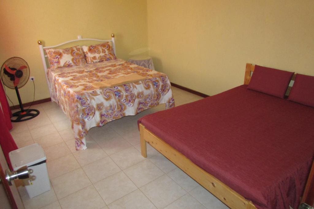 Rooming house - View 7