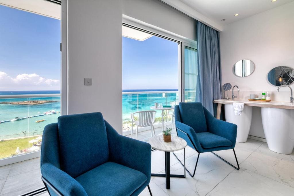 King Jason Protaras - Designed for Adults by Louis Hotels - View 7