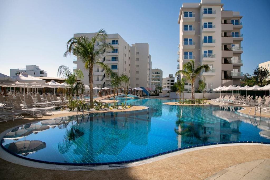Vangelis Hotel & Suites - Main view