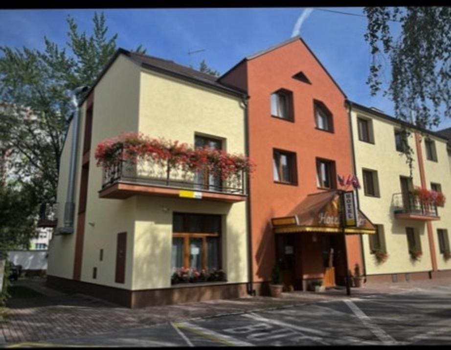 Hotel Adler - Main view