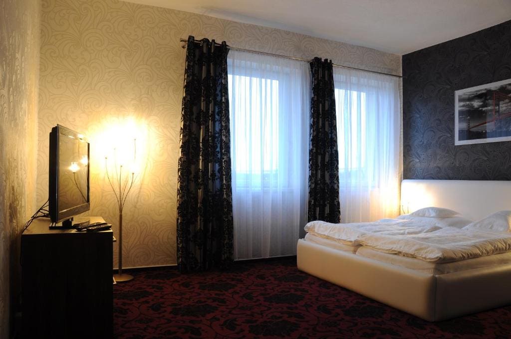 Hotel Amerika - View 6