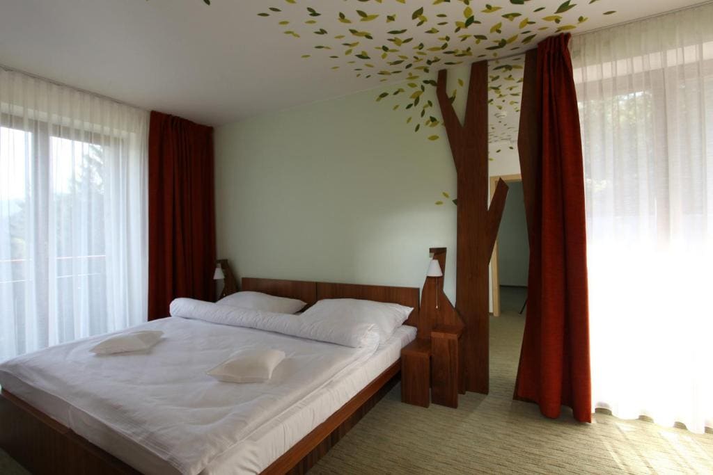 Beltine Forest Hotel - व्यू 2