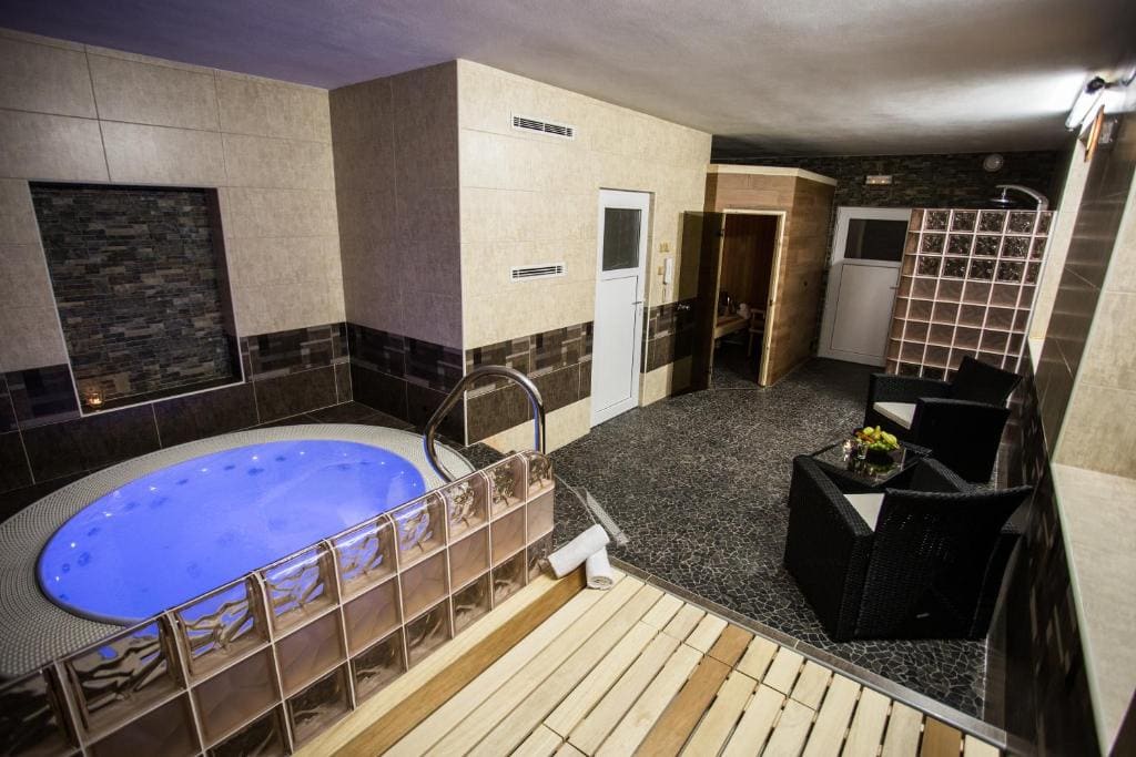 Hotel Bon - View 4