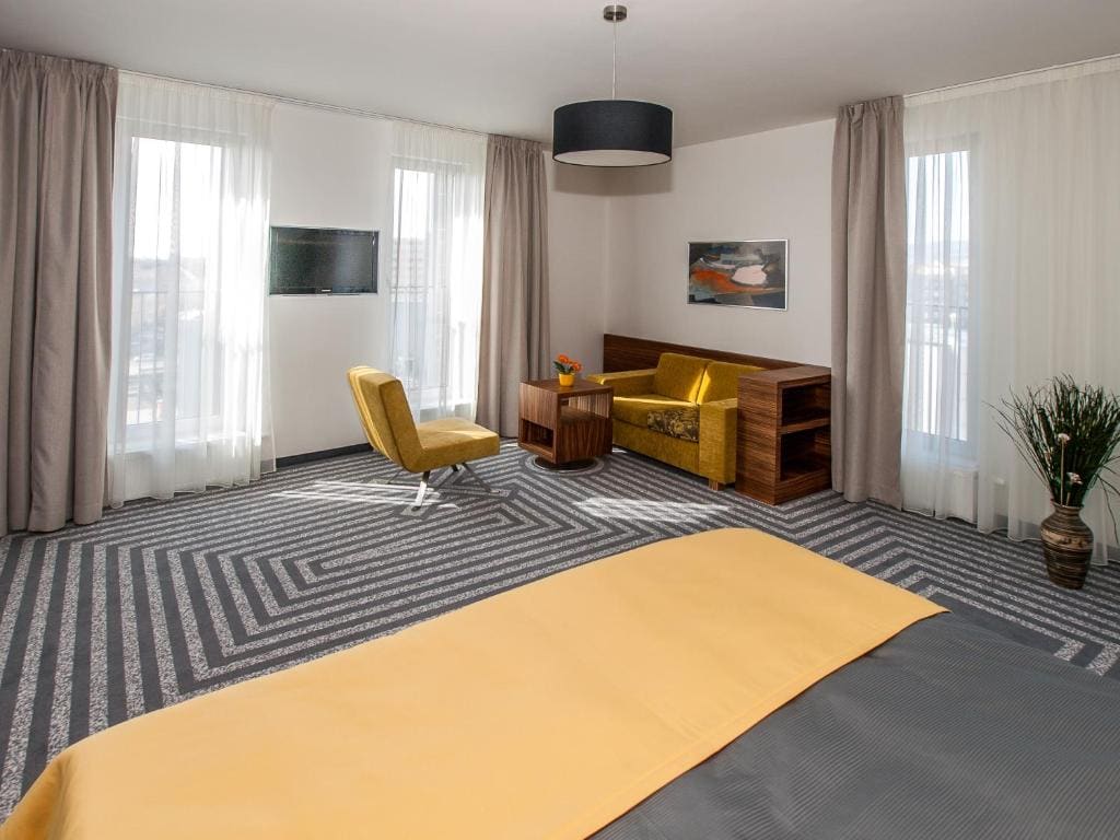 Hotel 99 - View 2