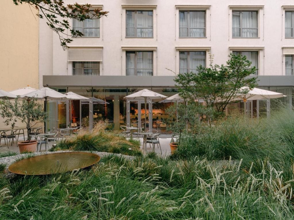 Hotel Josef - Main view