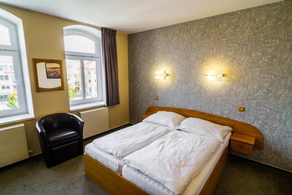 Hotel U Labutě - View 2