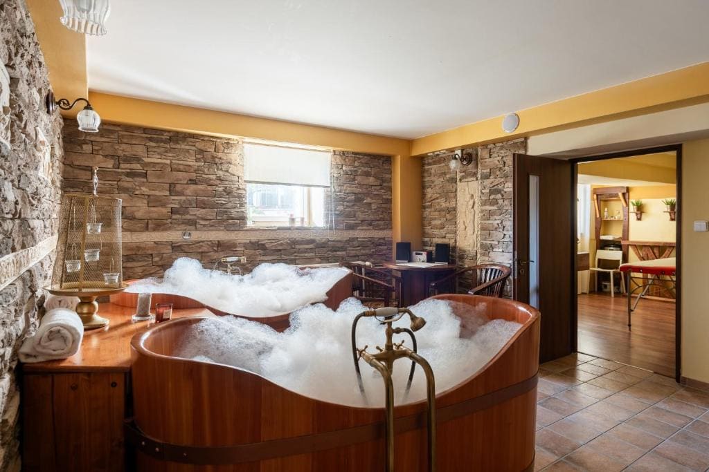 Wellness & SPA boutique Hotel pod lipkami Prague - View 3