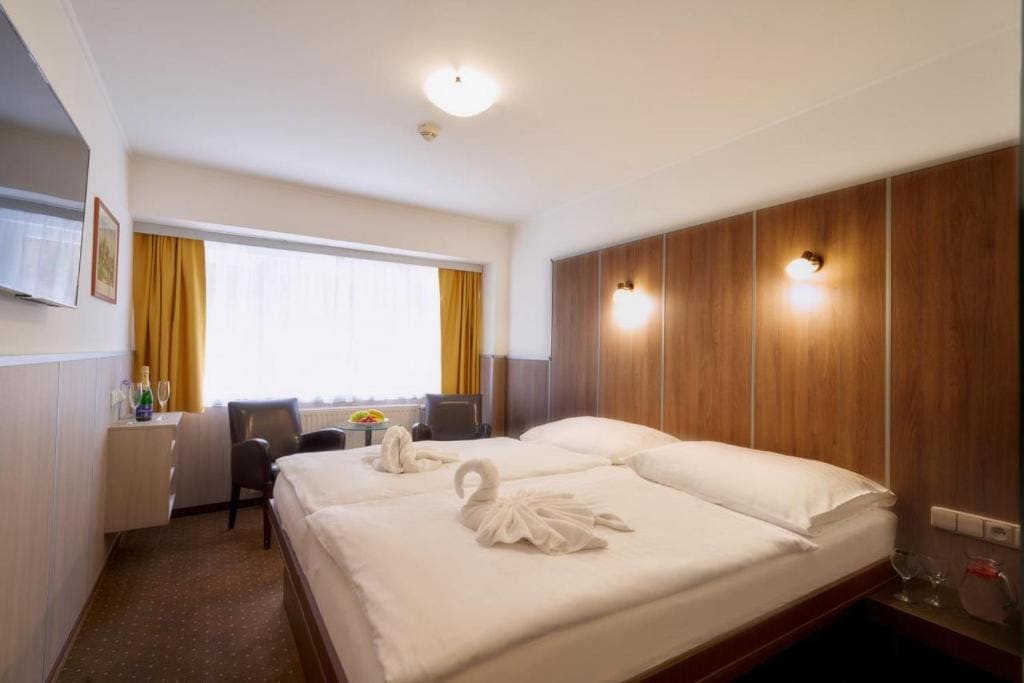 Wellness Hotel GREEN PARADISE - View 2